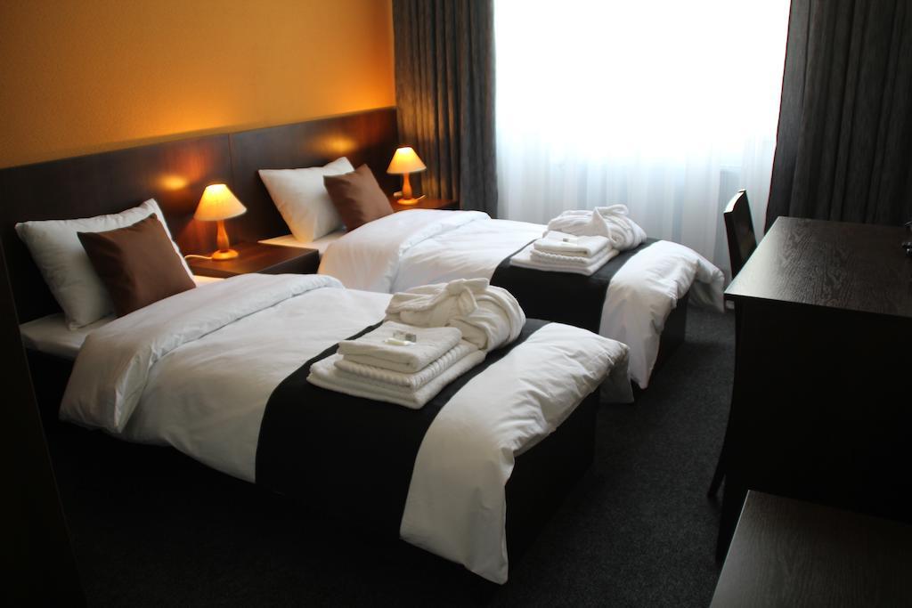 Shelter Hotel Київ Номер фото
